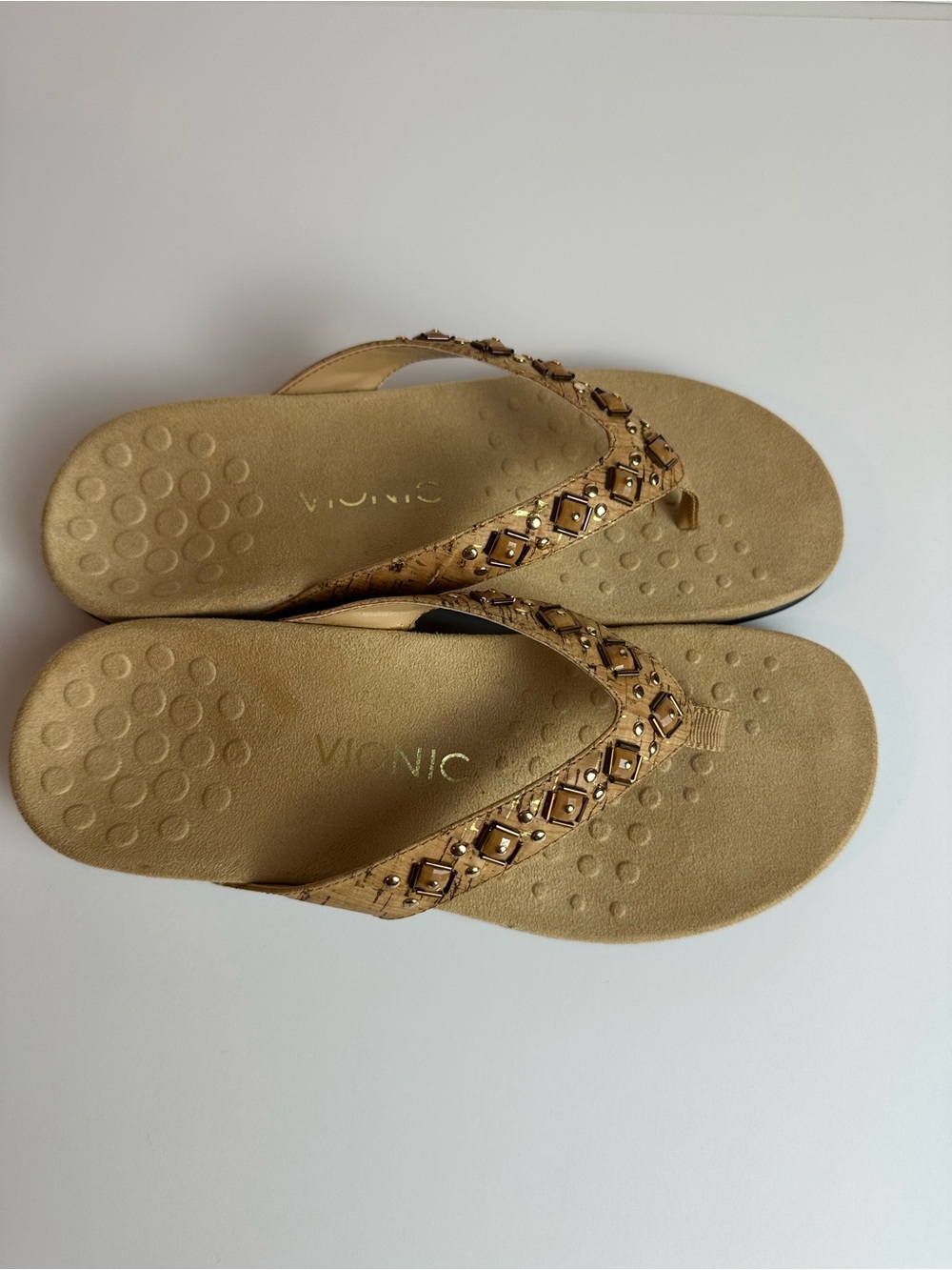 Vionic Floriana Sandals Tan Cork Beaded Orthotic Flip Flops Comfort Size 8.0 - Picture 2 of 10